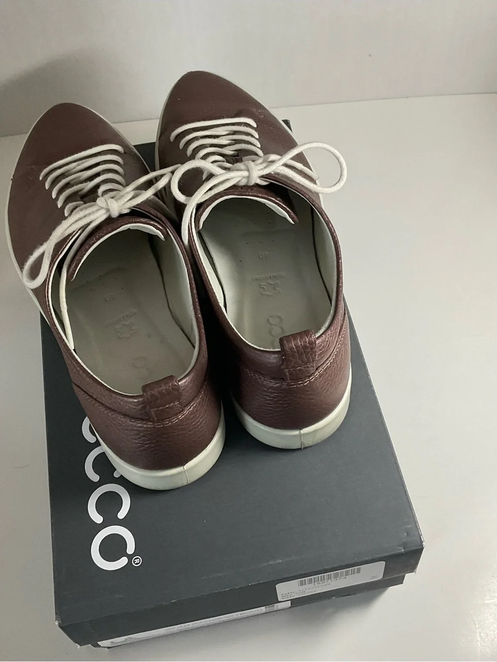ECCO GILLIAN Sneakers Pebbled Metallic Bronze Leather Women’s Shoes Size 9 EU40